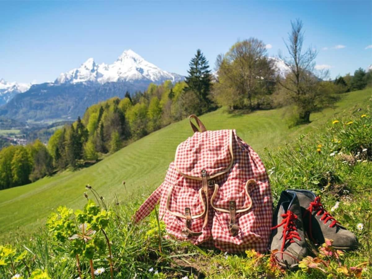 Bed And Breakfast - Die Aelplersuit Fuer Backpackers Im Berghuesli Linthal エクステリア 写真