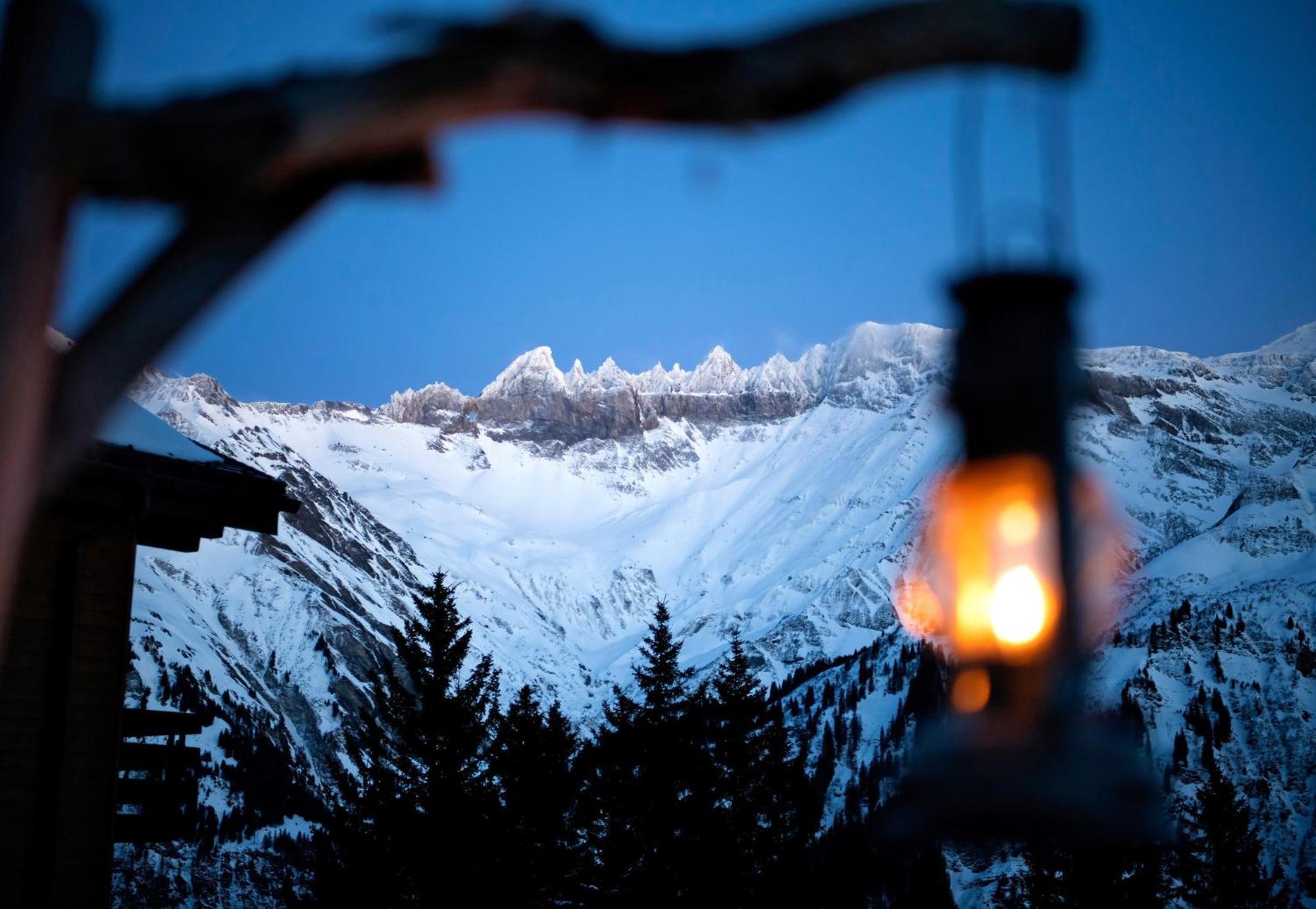 Bed And Breakfast - Die Aelplersuit Fuer Backpackers Im Berghuesli Linthal エクステリア 写真