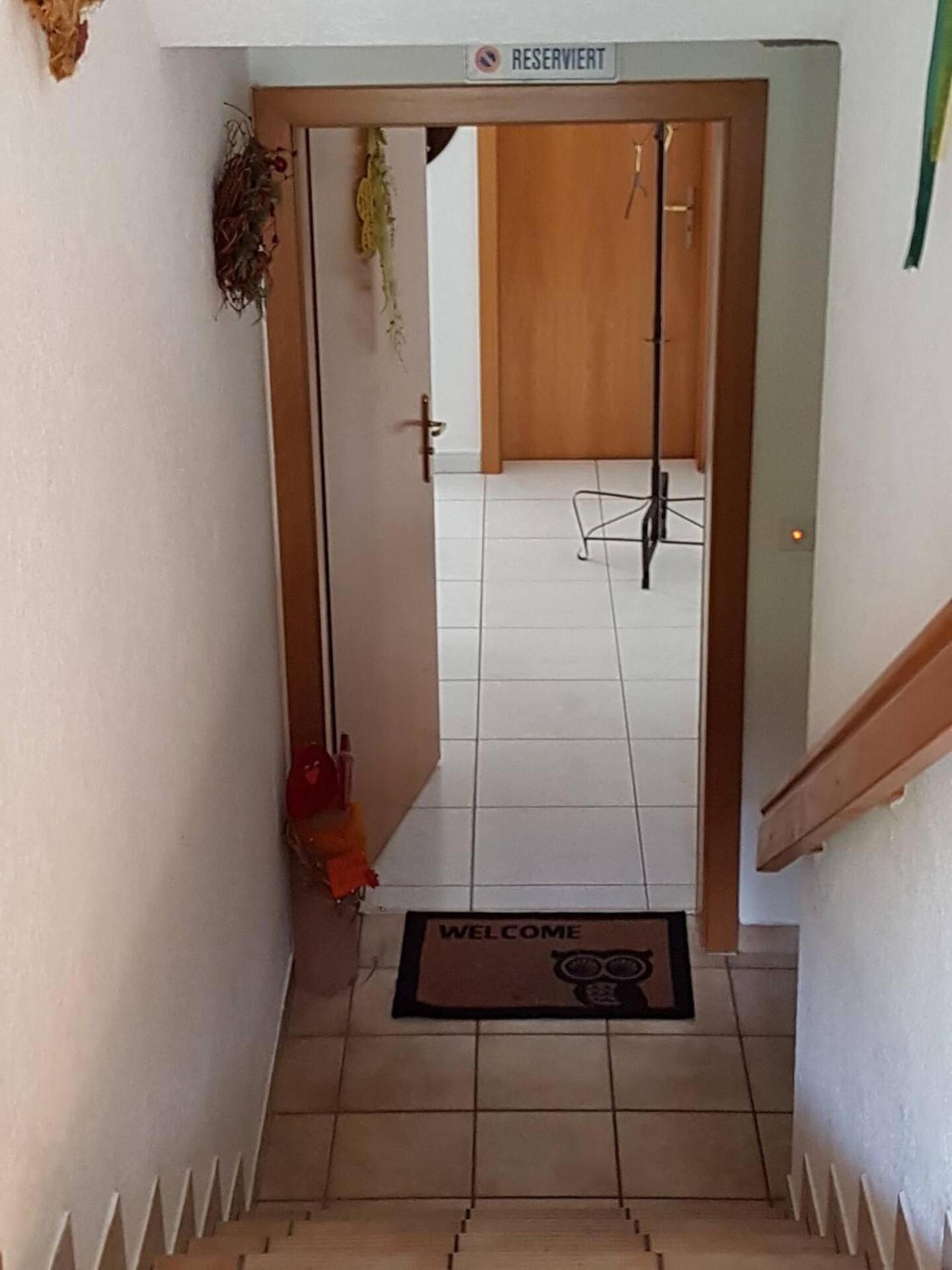 Bed And Breakfast - Die Aelplersuit Fuer Backpackers Im Berghuesli Linthal エクステリア 写真