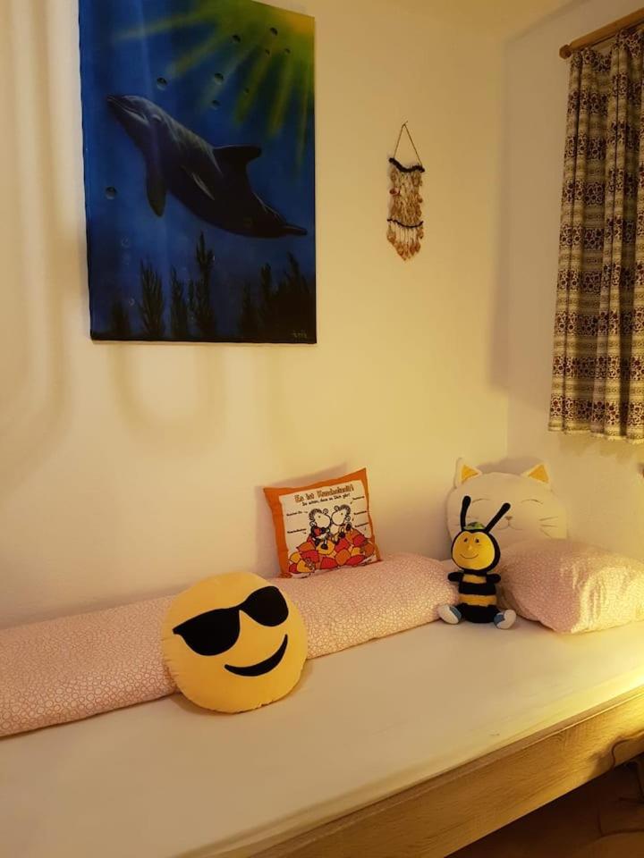 Bed And Breakfast - Die Aelplersuit Fuer Backpackers - Rucksacktouristen Im Berghuesli Linthal エクステリア 写真
